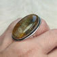 Anillo baño de plata y pietersita dorada