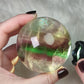 Hermosa esfera Flúorita arcoiris 585 gramos - VIDEO