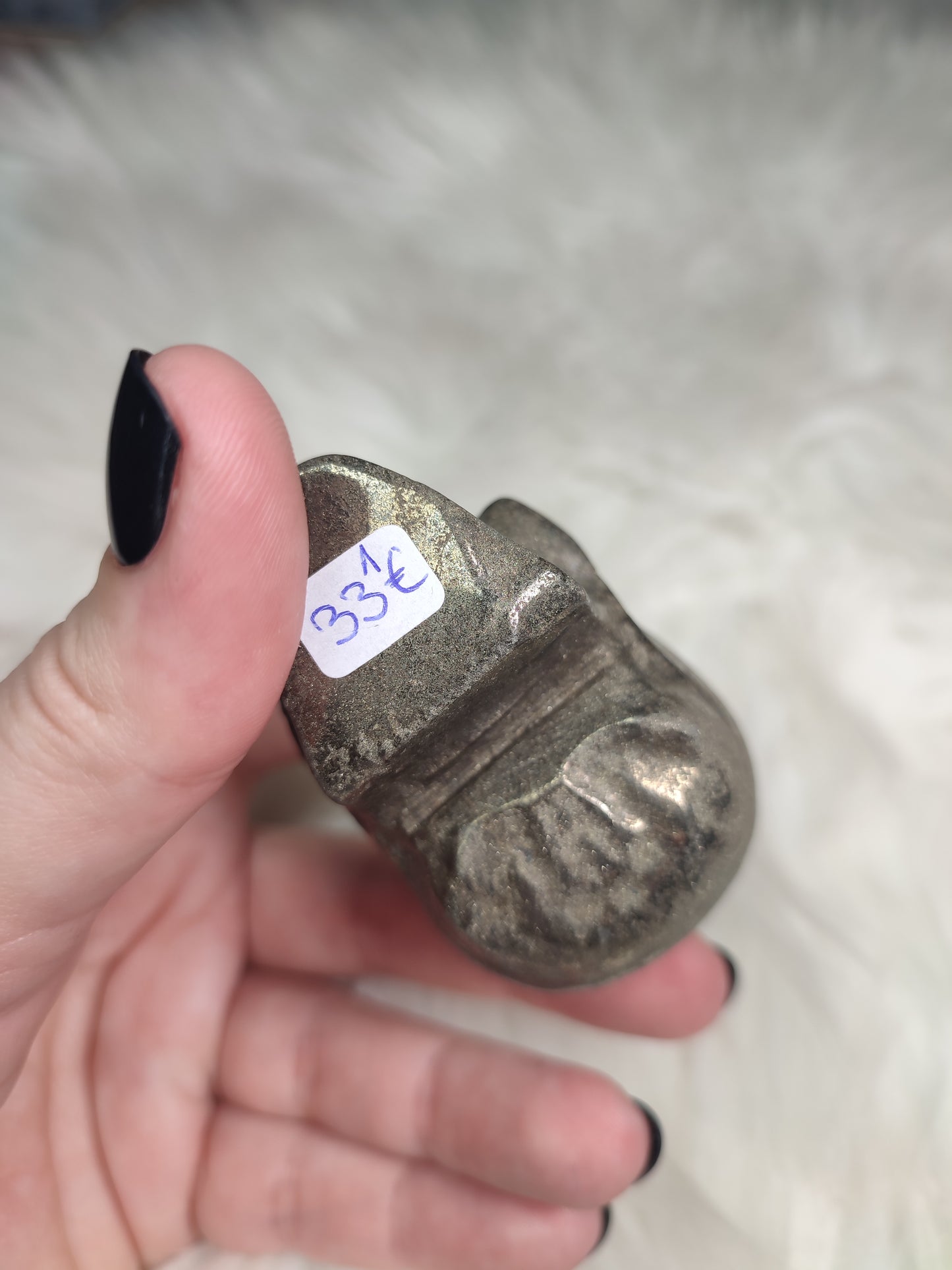 Calavera tallada en Pirita n°1 - 250 gramos aprox